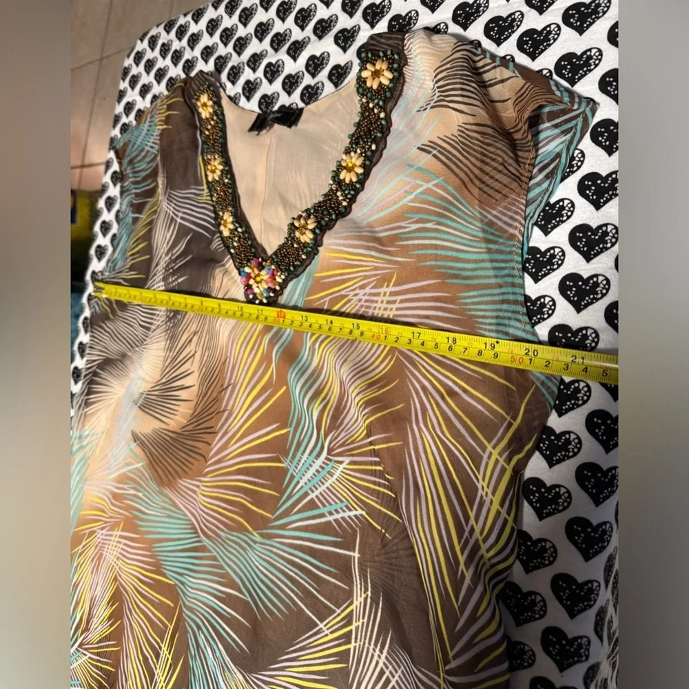 Status by chenault women’s blouse size L in excellent condition